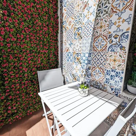 Gemma Del Mare Κρότωνας